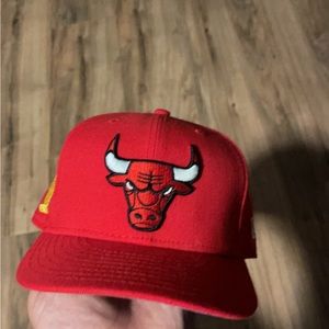 Chicago bulls 7 3/8 baby blue under-brim.